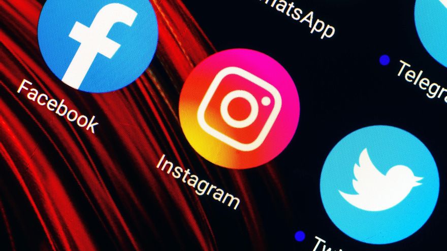 Detenida en Almería una influencer por abusar sexualmente de una amiga dormida y colgar el vídeo en las redes