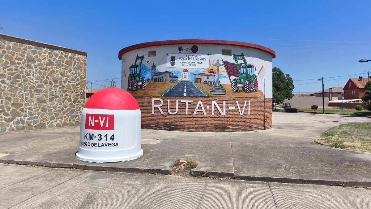 Riego de la Vega estrena mural para promocionar el municipio y la Ruta Nacional VI