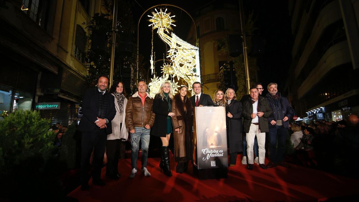 Imagen del alumbrado en Cruz Conde