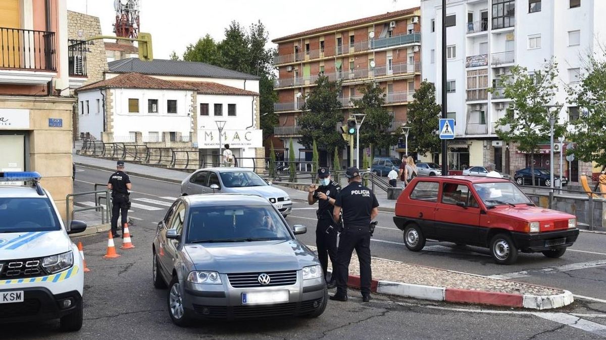 Sanidad quiere que la Policía Local controle el aislamiento de positivos y contactos estrechos