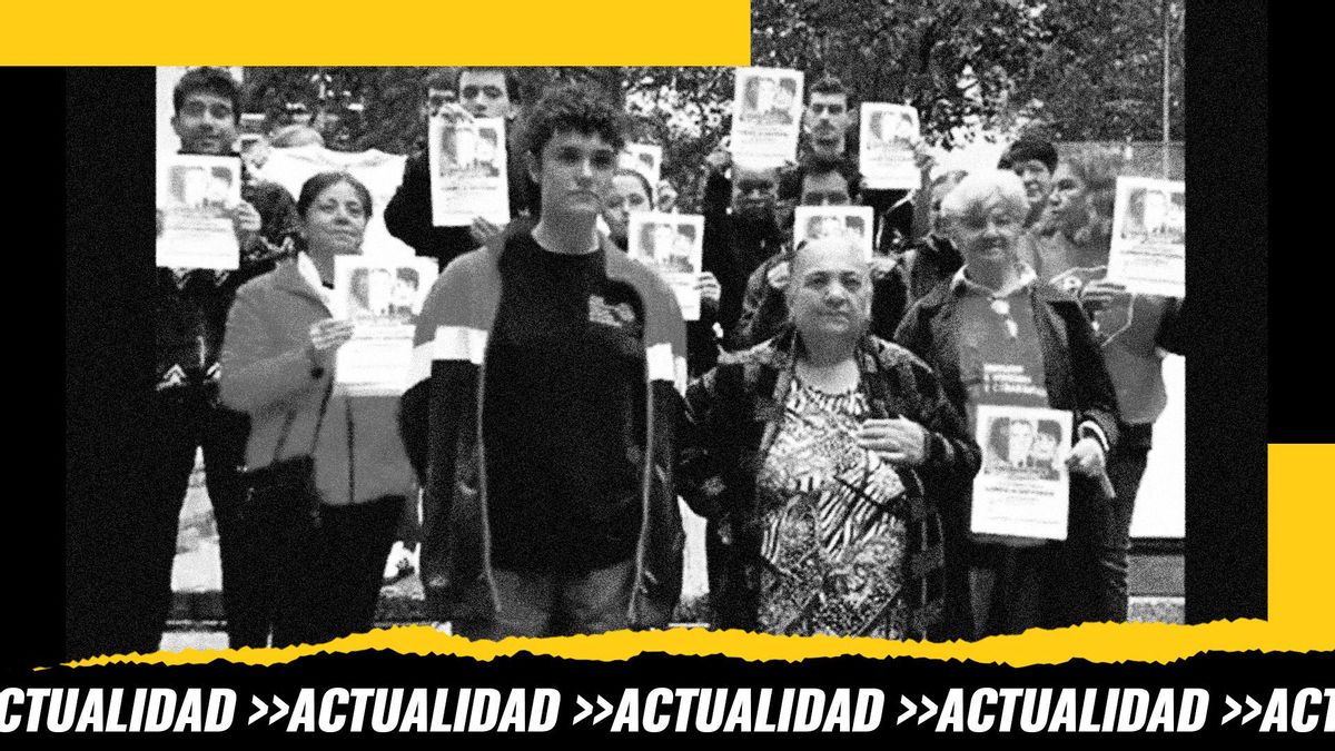 Ana María junto a activistas del Sindicato de Vivienda de Carabanchel