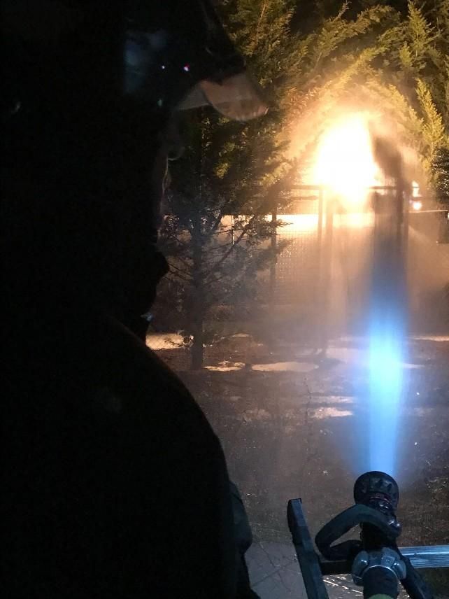 Fuego gas Cerro Alto. Imagen Bomberos de León.