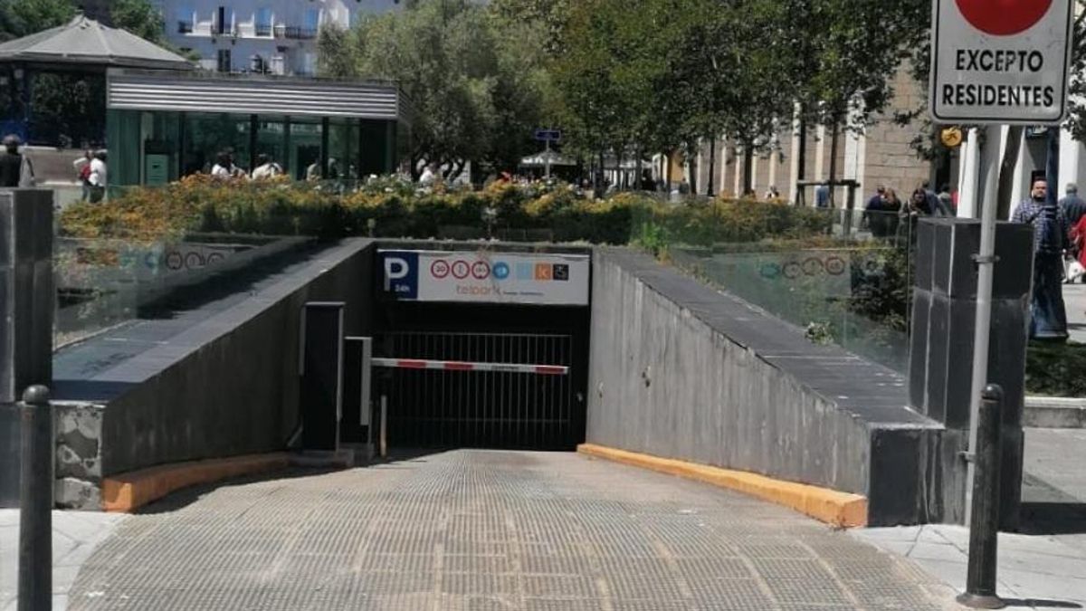 El Ayuntamiento de Santander ordena el cierre total del céntrico aparcamiento de la plaza Pombo