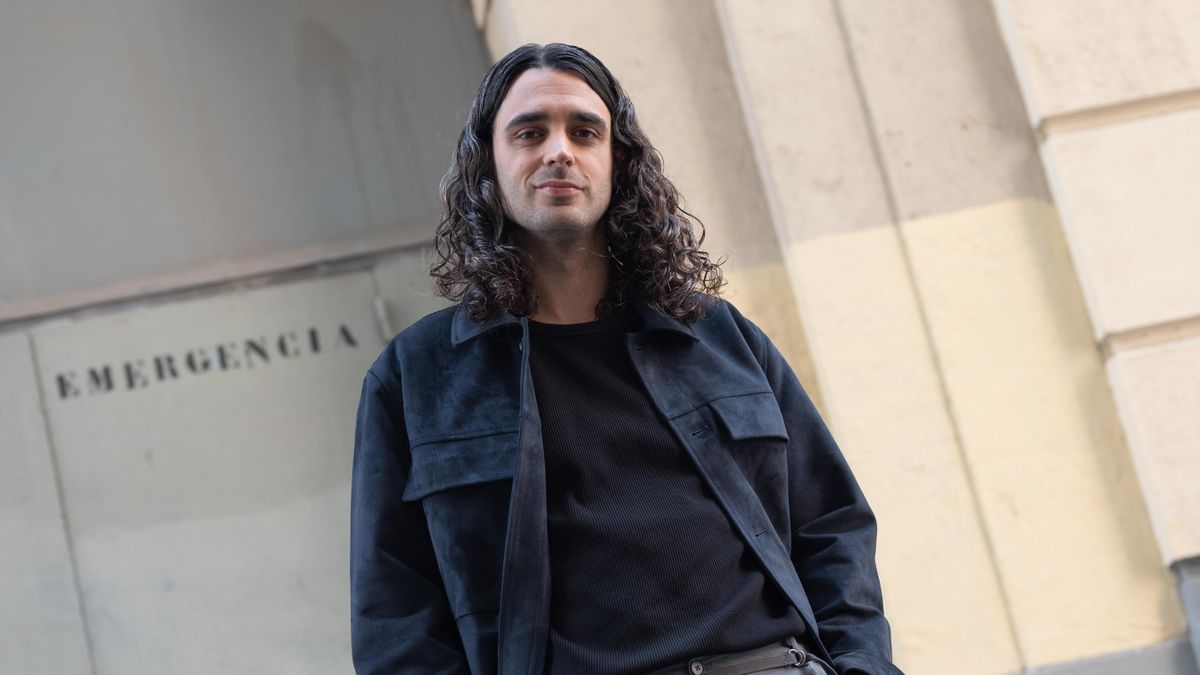 Pedro Pastor, cantautor: "El fascismo ha encontrado en las redes un método de propaganda infalible y la izquierda no ha sabido reaccionar"