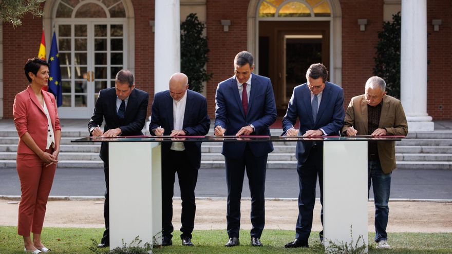 The pension agreement delays partial retirement to public employees: "They have sacrificed us"