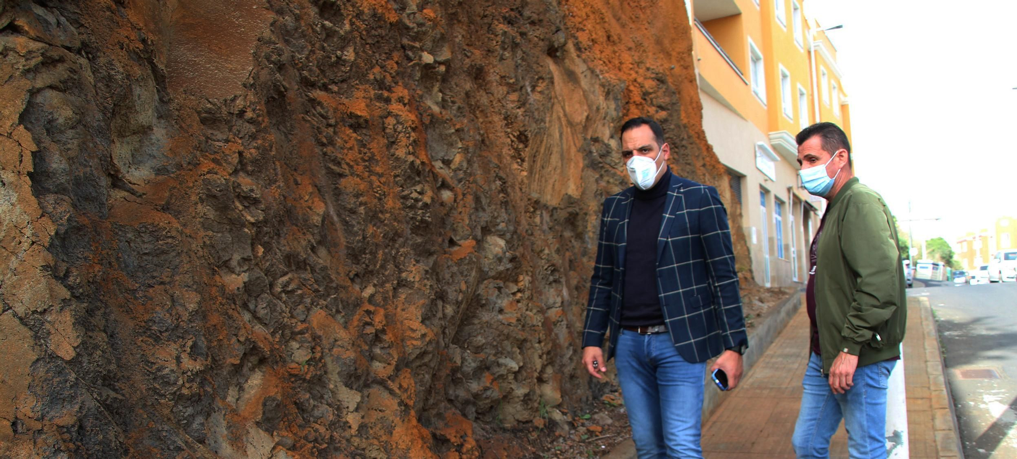 Jonathan Felipe visitó las obras de la calle Venezuela.