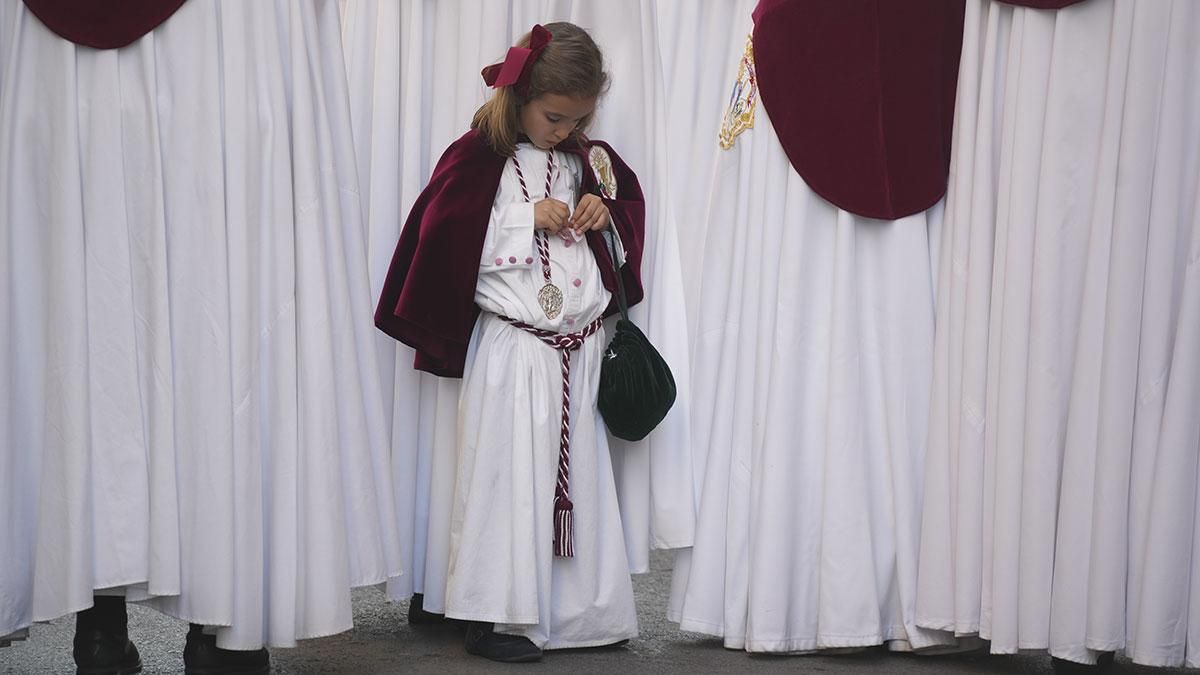La procesión de la Hermandad de la Cena, en imágenes
