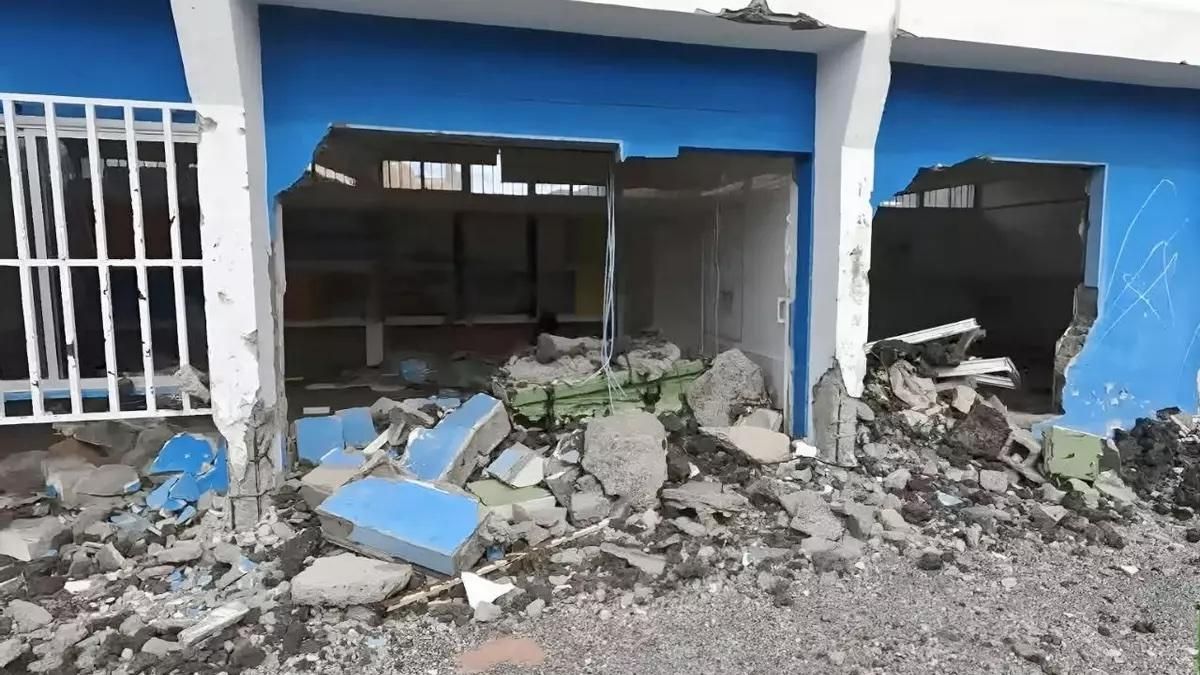 El CEIP La Laguna se vio afectado por las coladas.