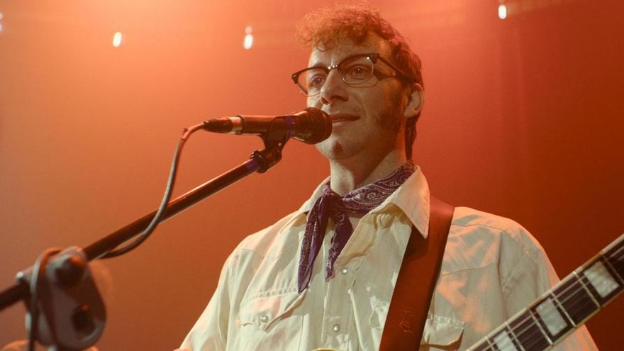 'La estrella azul' recuerda al líder de Más Birras y reclama que la música no es “ruido de fondo”