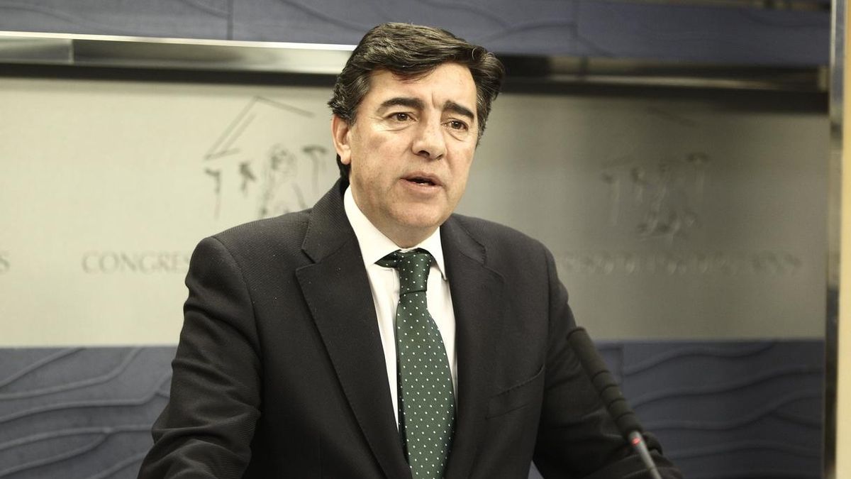 El PP suma a PNV y CiU y la abstención de PSOE, IU-ICV y UPyD a los nuevos controles a partidos y fundaciones