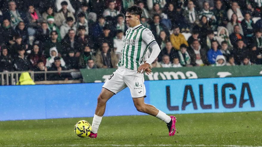 El calvario de Jan Salas: el exblanquiverde se rompe la rodilla con el Mallorca