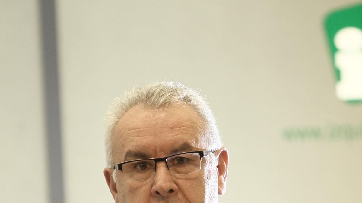 IU reta a Gallardón a empezar aplicando la inhabilitación cautelar de imputados en el PP y sus cien encausados en Gürtel