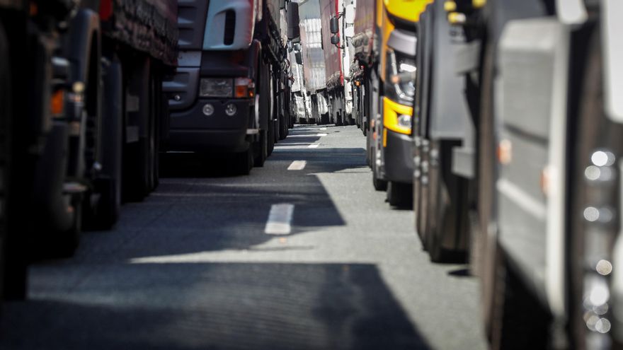 La patronal del transporte suspende el paro indefinido en Canarias tras descolgarse el sector de Tenerife