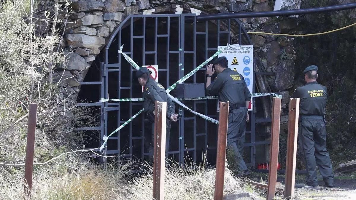 La Comisión de Investigación plantea reprobar a tres exconsejeros de Asturias por la muerte de cinco mineros en Zarréu
