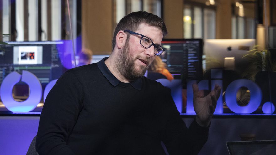 Miguel Urbán: "La extrema derecha crece siendo cada vez más radical mientras la izquierda es cada vez más moderada"