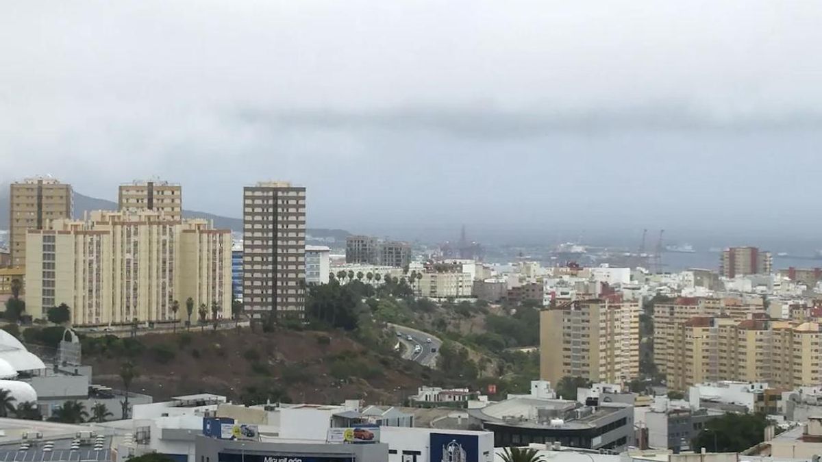 Cielo cubierto de nubes en Las Palmas de Gran Canaria. ACFI PRESS/R. Medina
