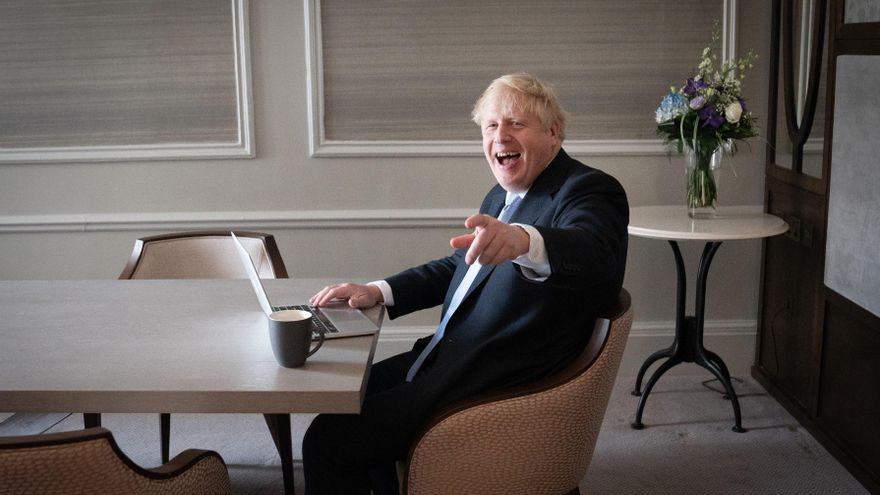 Bruselas propone menos controles aduaneros en Irlanda del Norte para salvar el Brexit tras el desafío de Boris Johnson