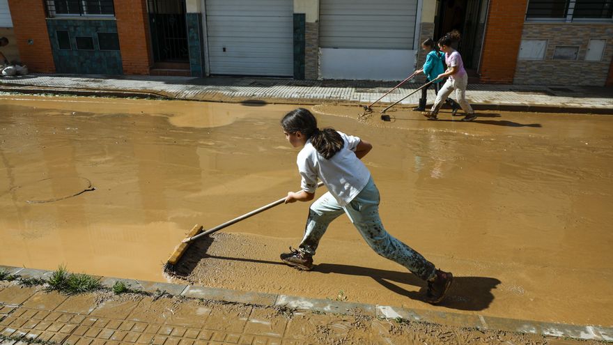 Un fallecido, dos desaparecidos y miles de desalojados tras el paso por Andalucía de la borrasca Laurence