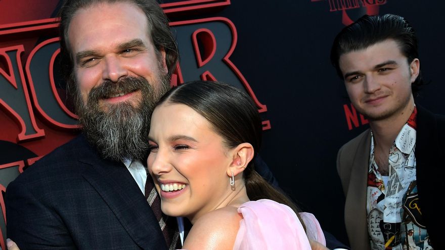 David Harbour y Millie Bobby Brown, en una imagen de archivo