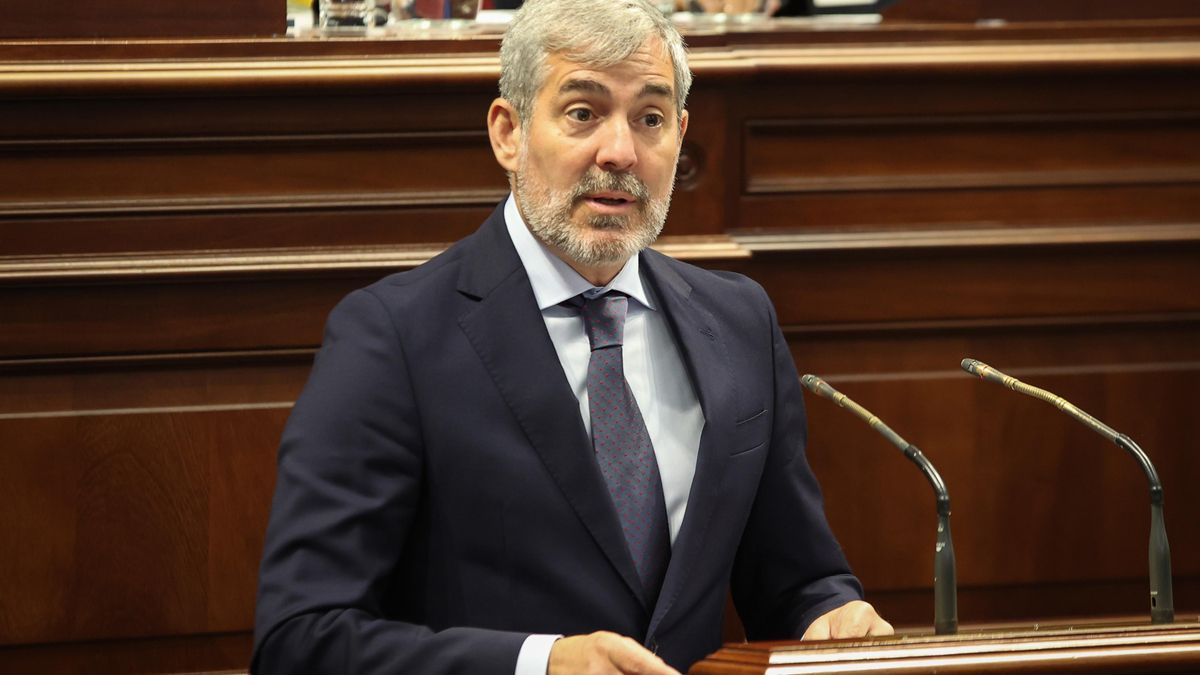 Archivo - El presidente de Canarias, Fernando Clavijo