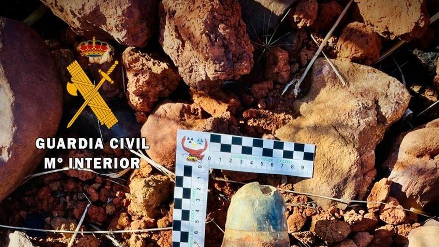 Desactivan dos proyectiles de la Guerra Civil en una finca de Monterrubio de la Serena