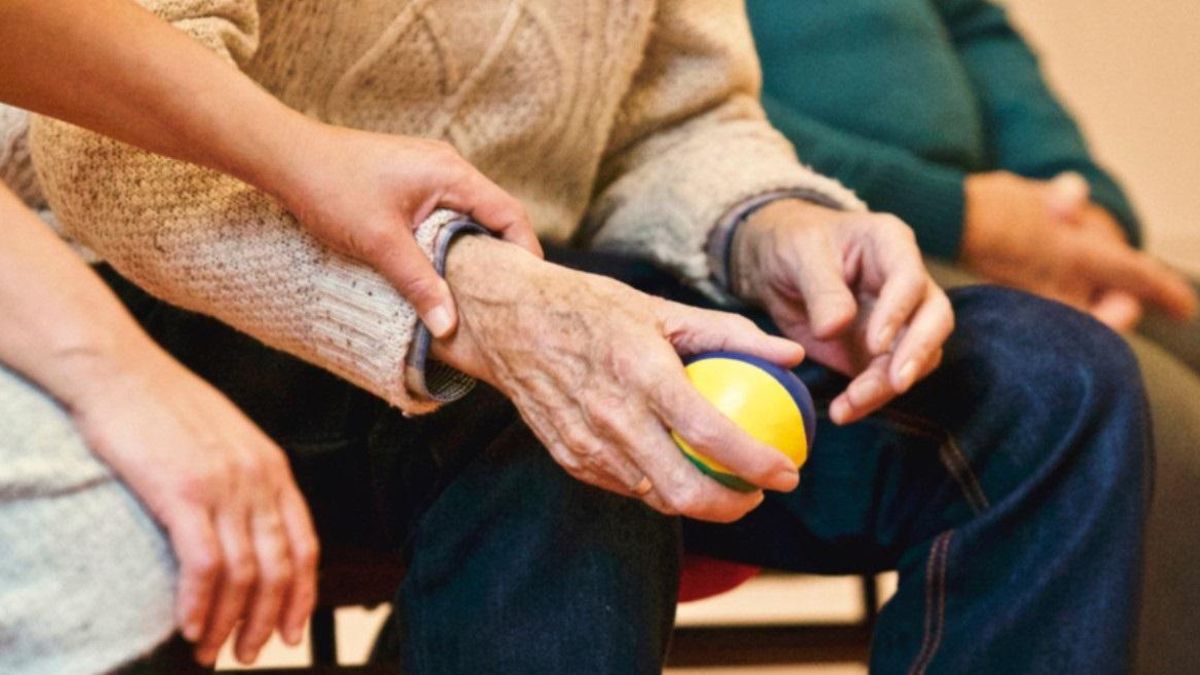 El Gobierno de Cantabria reducirá un 20% el copago por plazas concertadas en residencias, centros de día y ayuda a domicilio