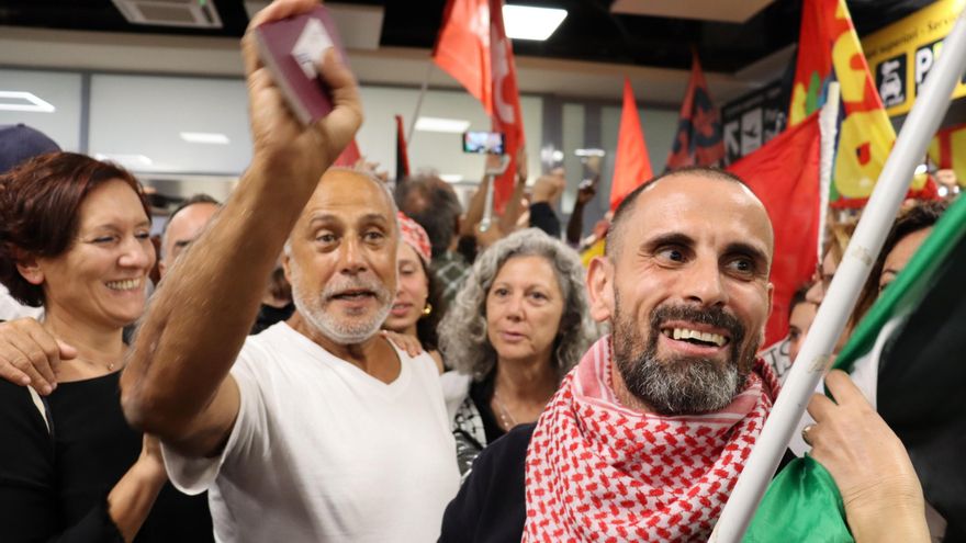 Un primer grupo de 18 activistas italianos de la Flotilla aterriza en Roma