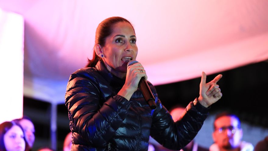 González: "Ecuador está viviendo una dictadura y el fraude más grotesco de su historia"