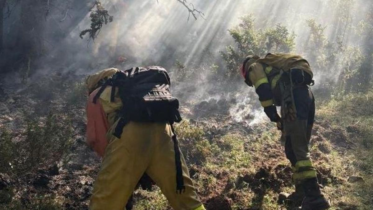 Trabajos del operativo en el incendio del Ibón de Plan