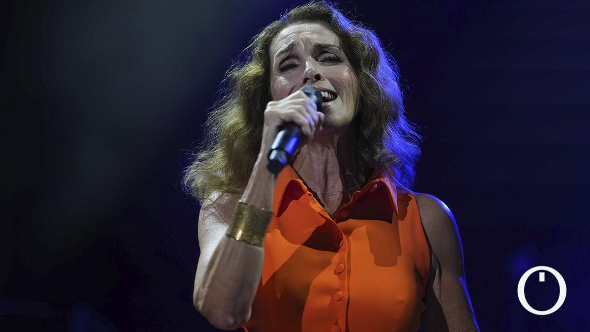 Concierto de Ana Belén en el teatro La Axerquía
