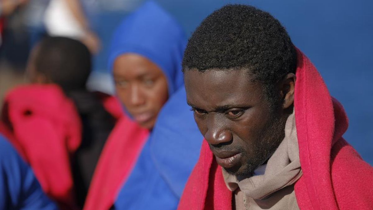 FOTOGALERÍA | Una niña, ocho mujeres y 18 hombres son atendidos por servicios de emergencia en la playa del Burrero