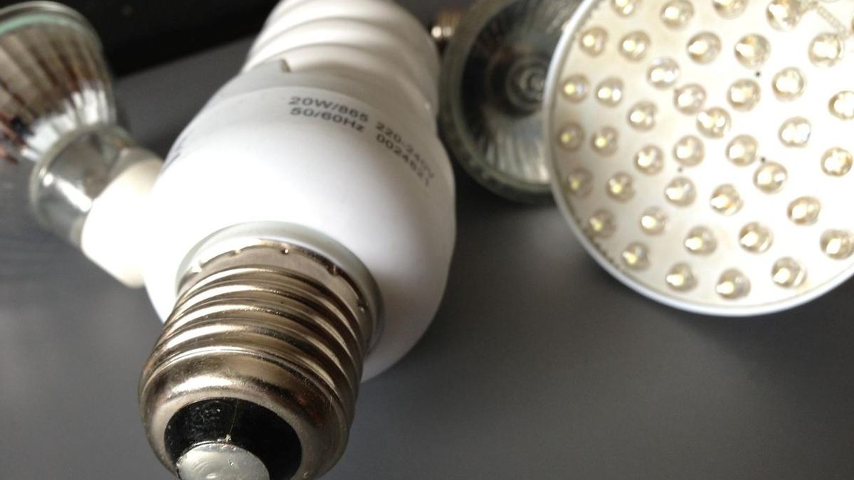 Industria afirma que la facturación horaria de la luz permitirá a los consumidores ahorrar en su factura
