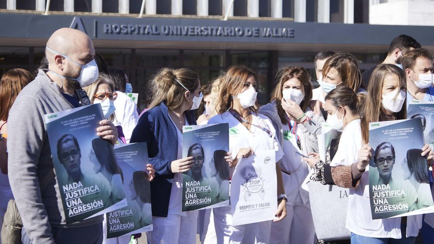 Un paciente apuñala a cuatro trabajadores del hospital Virgen de Valme de Sevilla