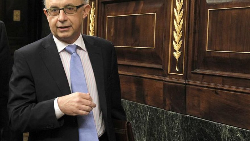 Montoro pide que nadie vea "intención alguna" en los errores con el DNI de la infanta