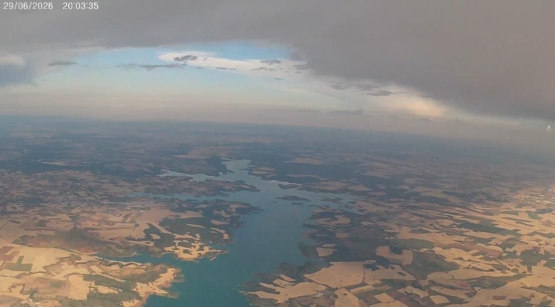 El embalse de Alarcón visto desde el globo sonda el 29 de junio