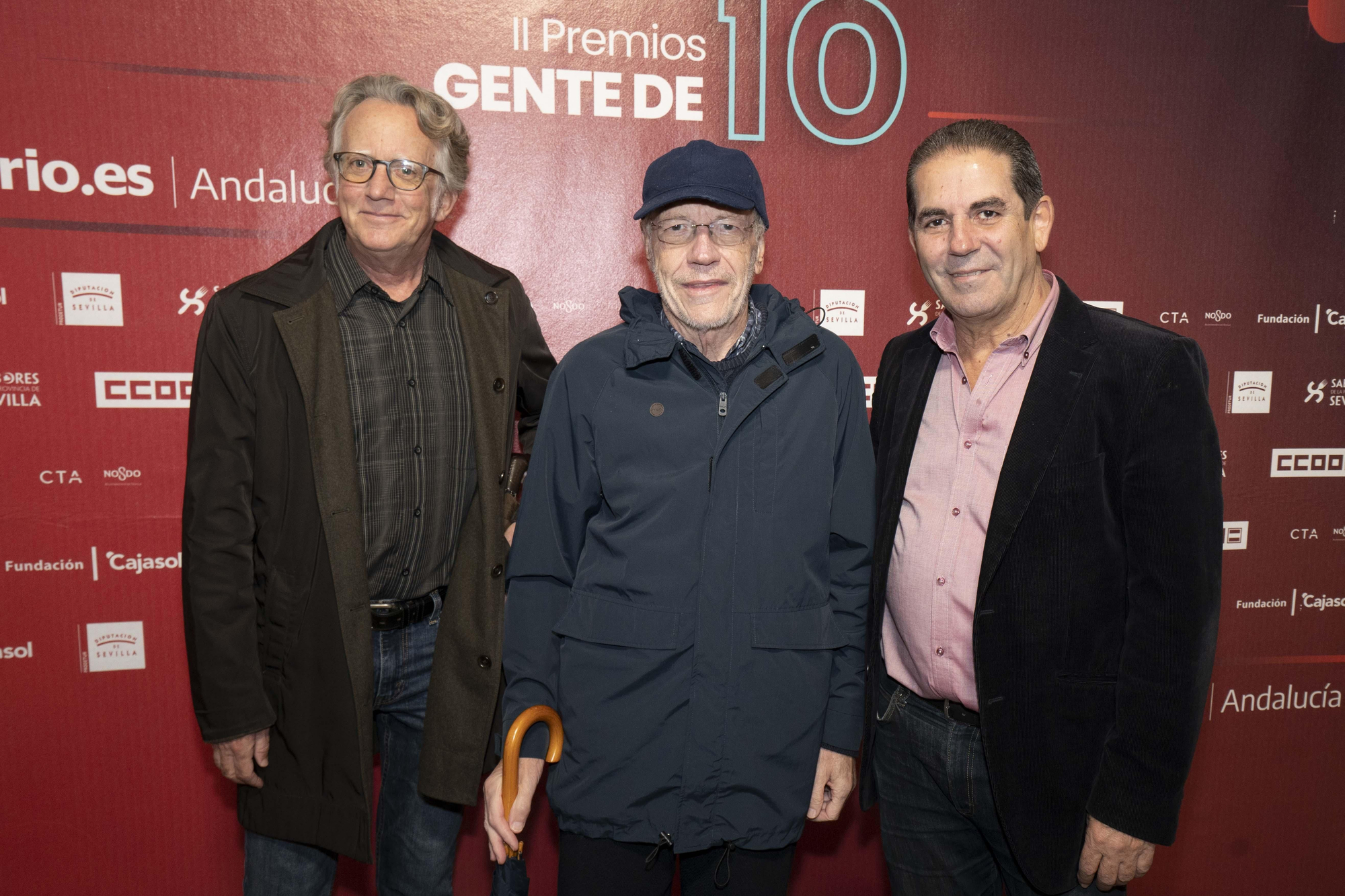 Terry Ware Sinclair  y Antonio Gonzalo, presidente del Consejo Territorial de Andalucía de la SGAE, con Alberto Luna, responsable de Administración en elDiario.es Andalucía.