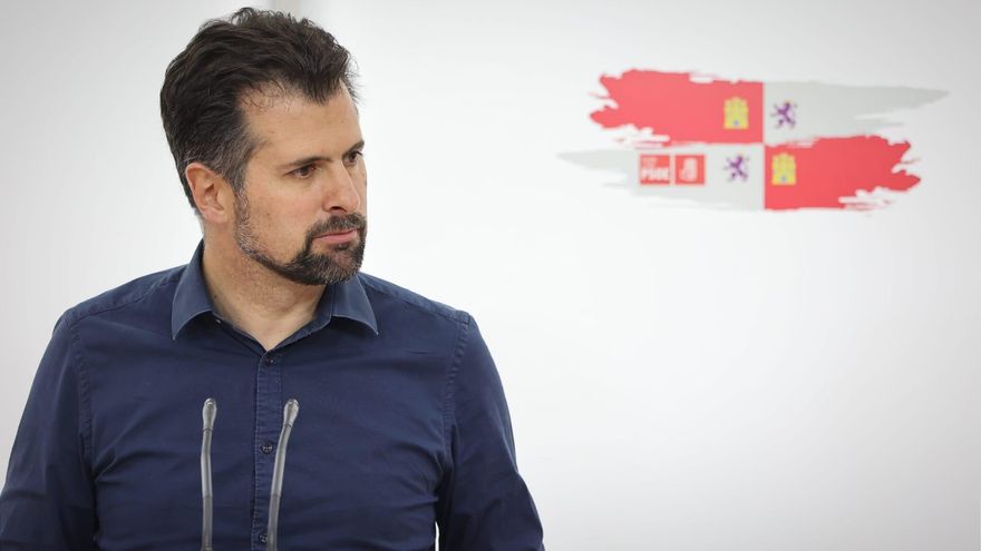 Tudanca pide a Mañueco que cese al consejero de Empleo de Vox por insultar a los sindicatos