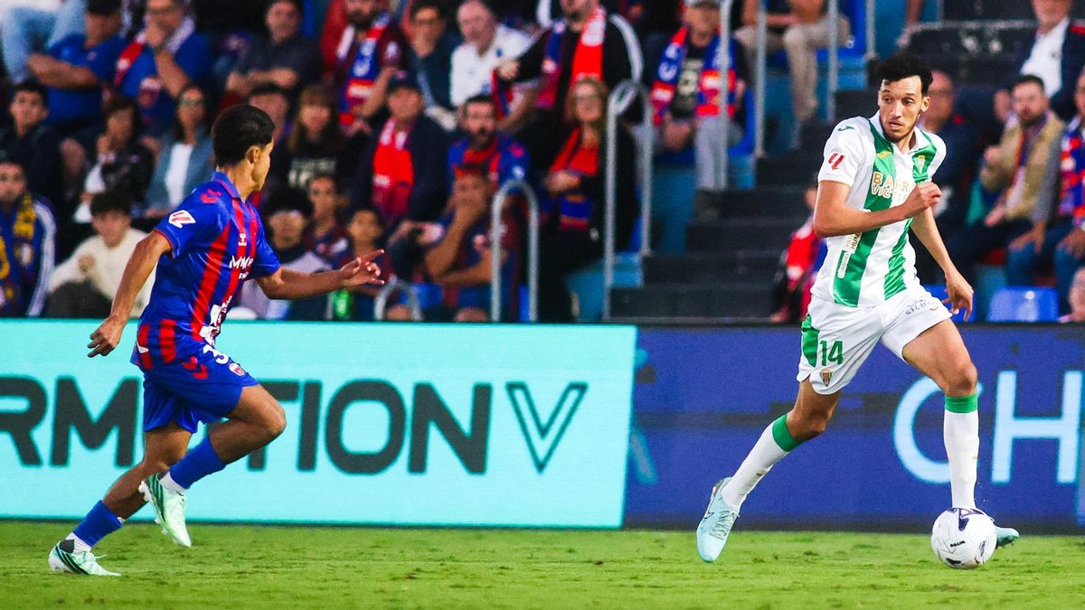 El CD Eldense - Córdoba CF, en imágenes