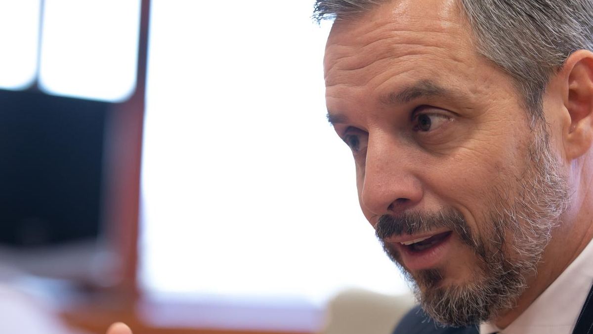 El consejero de Hacienda andaluz: "No tendremos más remedio que acudir al FLA si no podemos salir a los mercados"