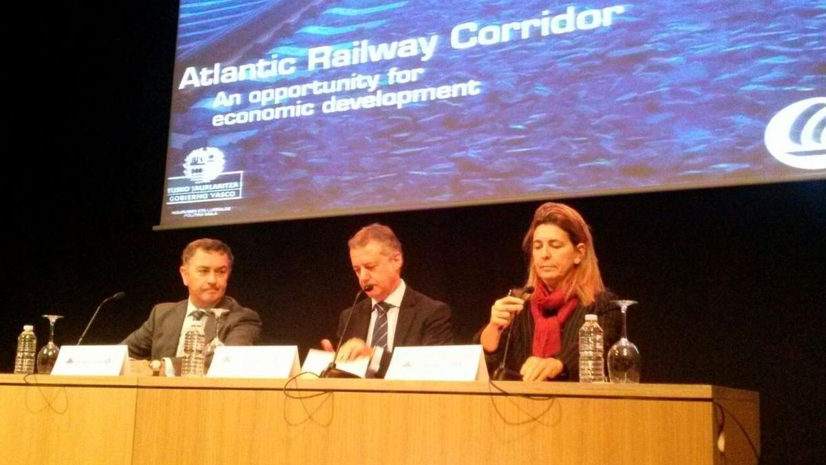 Urkullu pide a Rajoy un plan "serio de inversión" en la Y vasca porque "no se pueden acumular más retrasos"