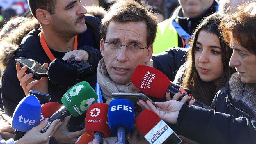 Almeida convoca un pleno extraordinario para condenar la amnistía