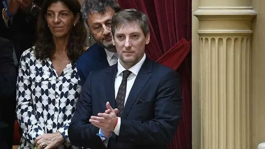 El ajuste también llegó a la AFI: Milei intervino el organismo y lanzará un régimen de retiro voluntario para los espías