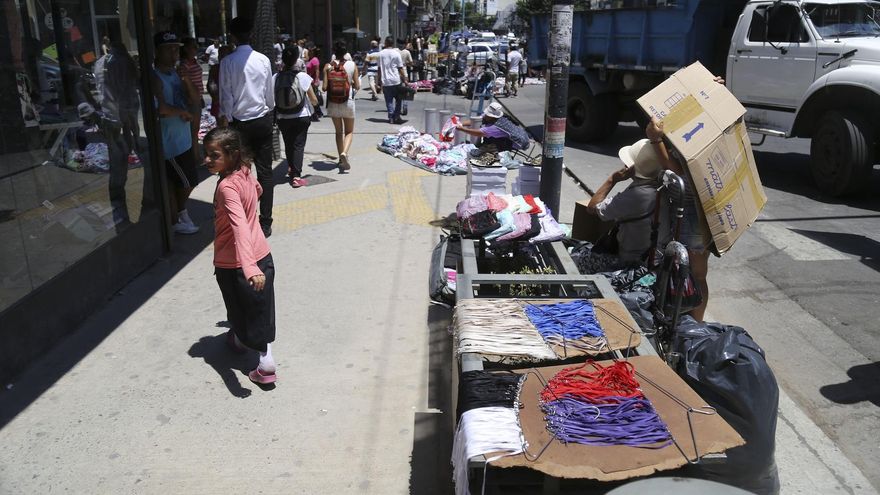 La pobreza ya bajó al nivel que Milei heredó del peronismo y a futuro dependerá de la creación de empleo