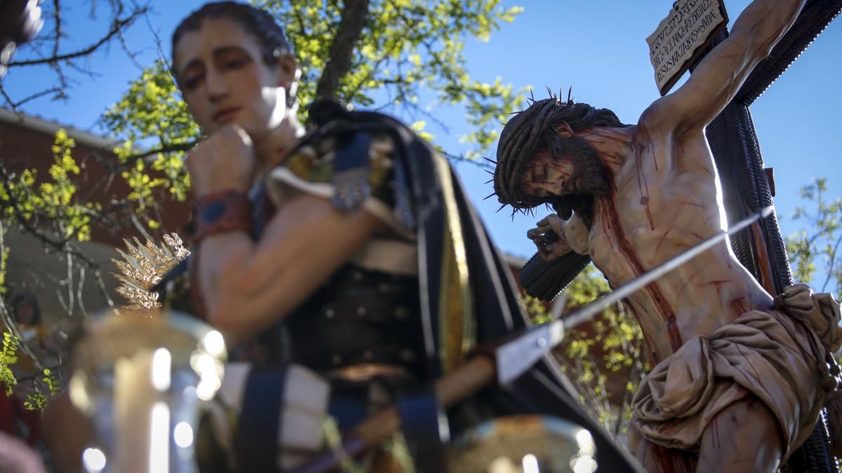 La procesión de la Hermandad de la Piedad, en imágenes