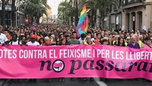 Pancarta de la manifestación contra las agresiones del 9 d'Octubre.