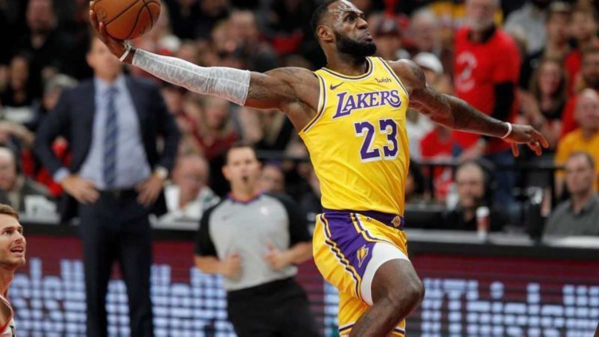Los posibles viajes en helicóptero de LeBron James reavivan el dolor por la muerte de Kobe Bryant entre los aficionados a la NBA