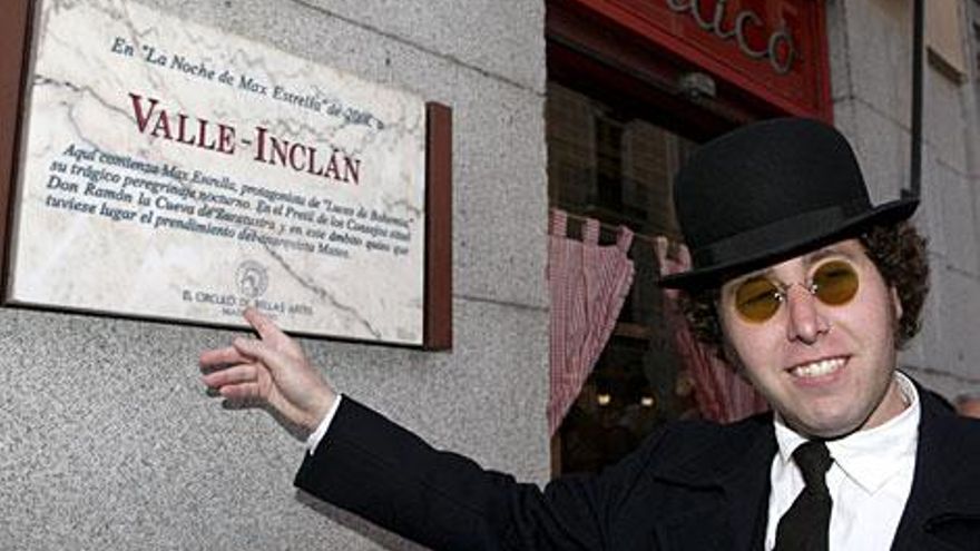 Noche Max Estrella 2022: un viaje proyectado por la obra de Valle-Inclán