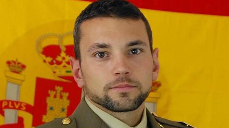 Muere un sargento del Ejército de Tierra en un accidente paracaidista frente a La Manga