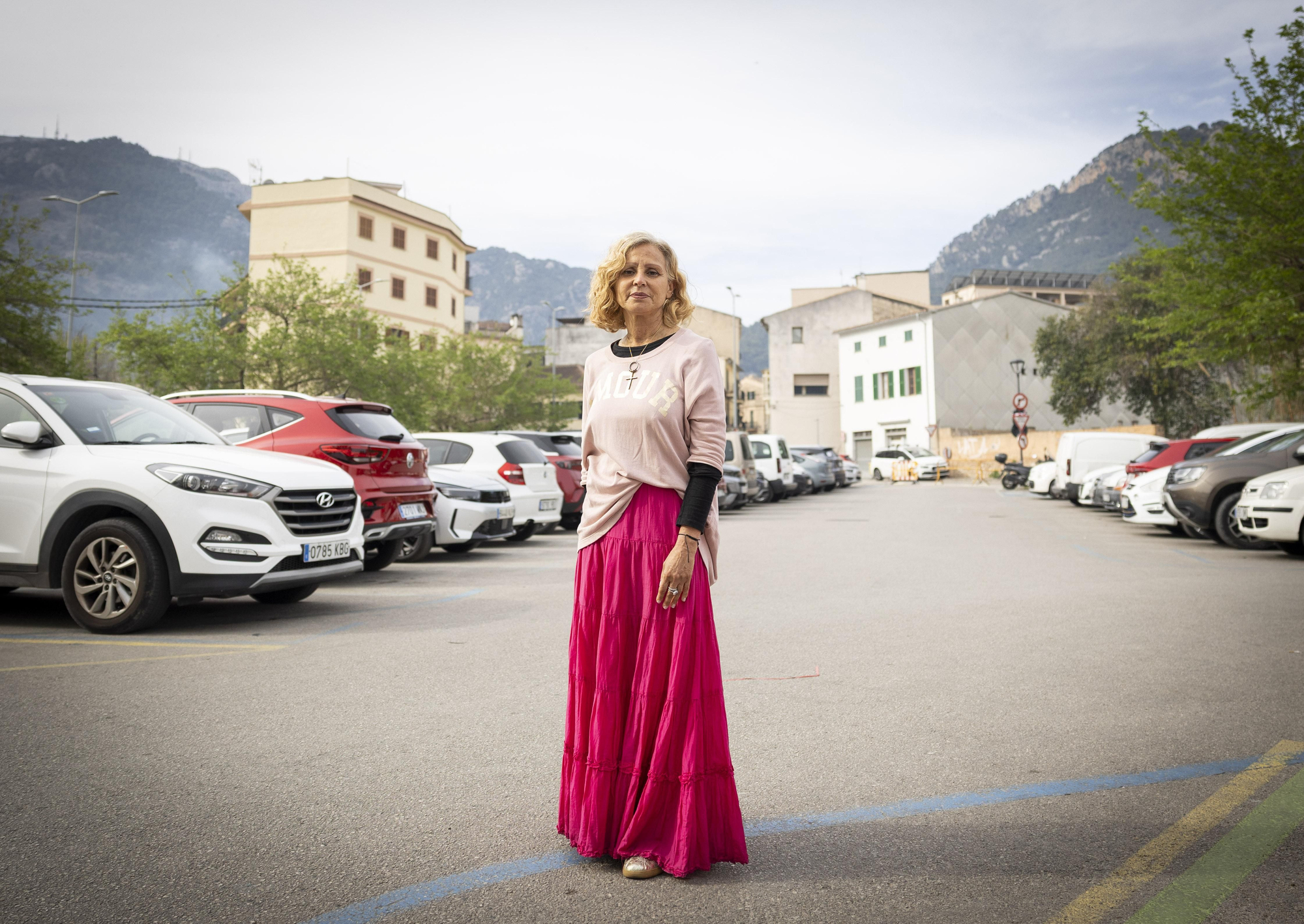 Rosa, veïna de Sóller: “El que han de fer és buscar una solució perquè això sigui una plaça de veritat, una zona de trobada per a gent gran i infants”