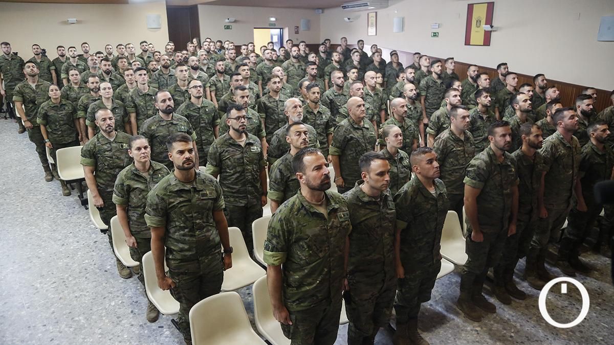 La ministra de Defensa, Margarita Robles, entrega las condecoraciones por la operación Libre Hidalgo y por las acciones realizadas en la DANA